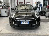 Usata Mini ONE 75 CV (55 kW) 2022 Nero Utilitaria