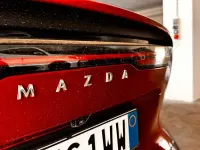 Usata Mazda 6e 189 kW (258 CV) 2025 Premium soul red crystal Berlina