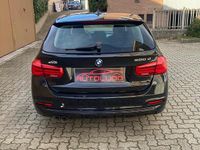 Usata BMW 320 Sport Line 190 CV (139 kW) 2016 Nero Station wagon