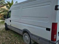 Usata Iveco Daily 116 CV (85 kW) 2004 Bianco Furgone
