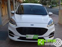 Usata Ford Kuga 150 CV (110 kW) 2022 Bianco SUV