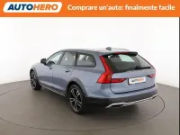 Usata Volvo V90 CC Pro 235 CV (172 kW) 2018 Blu Station wagon
