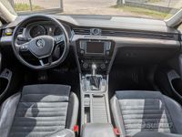 Usata VW Passat Highline 190 CV (139 kW) 2015 Grigio Station wagon