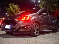 Usata Ford Fiesta ST-Line 75 CV (55 kW) 2017 Grigio Berlina