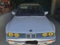 Usata BMW 318 Efficient Dynamics 105 CV (77 kW) 1983 Station wagon