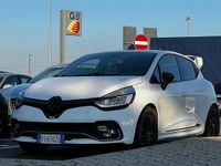 Usado Renault Clio IV R.S. 200 CV (147 kW) 2018 Berlina