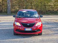 Usata Lancia Ypsilon Gold 69 CV (50 kW) 2020 Rosso Utilitaria