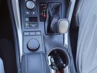 Usata Lexus NX300h 155 CV (114 kW) 2016 Grigio SUV