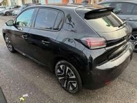 Usata Peugeot 208 Allure 101 CV (74 kW) 2024 Nero Utilitaria