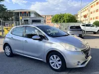 Usata Peugeot 208 Active 82 CV (60 kW) 2013 Grigio Utilitaria