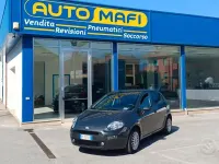 Usata Fiat Punto Lounge 69 CV (50 kW) 2016 Marrone Utilitaria