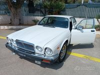 Usata Jaguar XJ 200 CV (147 kW) 1981 Bianco Berlina