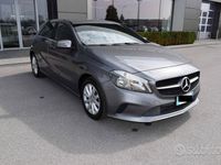 Usata Mercedes A160 102 CV (75 kW) 2016 Grigio Berlina