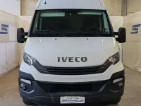Usata Iveco Daily 136 CV (100 kW) 2017 Bianco Furgone