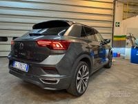 Usata VW T-Roc 150 CV (110 kW) 2021 Grigio SUV