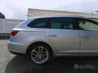 Usata Seat Leon ST 110 CV (80 kW) 2015 Grigio Station wagon