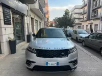 Usata Land Rover Range Rover Velar R-Dynamic 241 CV (177 kW) 2018 Grigio SUV