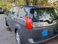 Usata Peugeot 5008 150 CV (110 kW) 2011 Grigio Monovolume