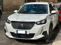 Usata Peugeot 2008 Allure 130 CV (95 kW) 2021 Bianco SUV