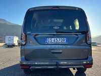 Usata Ford Tourneo Active 122 CV (89 kW) 2024 Grigio Monovolume