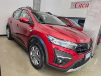 Usata Dacia Sandero 101 CV (74 kW) 2022 Rosso Berlina