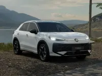 Nuova VW T-Roc R-line 150 CV (110 kW) 2026 Pure white nero SUV