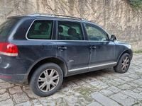 Usata VW Touareg 224 CV (164 kW) 2006 Nero SUV