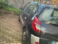Usata Renault Scenic E-Tech 106 CV (77 kW) 2008 Nero Monovolume