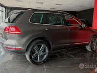 Usata VW Touareg Sport 262 CV (192 kW) 2017 Grigio SUV