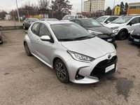 Usata Toyota Yaris Hybrid Trend 100 CV (73 kW) 2020 Argento Utilitaria