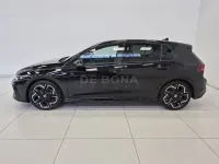 Nuova VW Golf VIII R-line Plus 116 CV (85 kW) 2026 Nero Utilitaria
