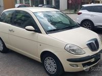 Usata Lancia Ypsilon 70 CV (51 kW) 2004 Utilitaria