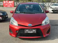 Second-hand Toyota Yaris Hybrid Lounge 74 CP (54 kW) 2013 Roșu Hatchback