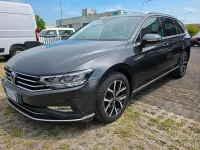 Usata VW Passat 150 CV (110 kW) 2022 Nero Station wagon