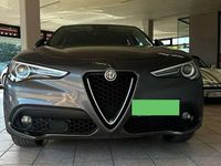 Usata Alfa Romeo Stelvio Executive 179 CV (131 kW) 2018 Grigio SUV