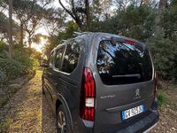 Usata Peugeot Rifter GT-line 131 CV (96 kW) 2020 Grigio Monovolume