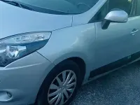 Usata Renault Scénic III 110 CV (80 kW) 2010 Grigio Monovolume