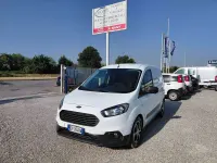 Usata Ford Courier 75 CV (55 kW) 2021 Bianco Monovolume