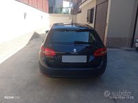 Usata Peugeot 308 SW 120 CV (88 kW) 2017 Blu Station wagon