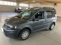 Usata VW Caddy Trendline 110 CV (80 kW) 2018 Grigio Monovolume