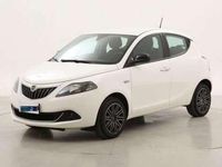 Usata Lancia Ypsilon Gold 69 CV (50 kW) 2021 Bianco Utilitaria