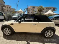 Usata Mini One Cabriolet 98 CV (72 kW) 2014 Bianco Cabrio