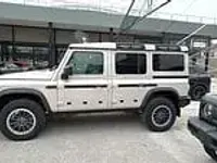 Nuova Ineos Grenadier 249 CV (183 kW) 2025 Marrone Station wagon