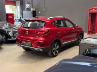Usata MG ZS Luxury 106 CV (77 kW) 2025 Rosso metallizzato SUV