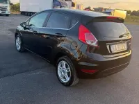 Usata Ford Fiesta 97 CV (71 kW) 2014 Nero Utilitaria