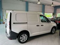 Usata VW Caddy 122 CV (89 kW) 2023 Bianco Monovolume