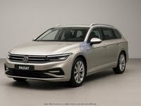 Usata VW Passat Elegance 150 CV (110 kW) 2025 Grigio Station wagon