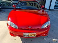 Begagnad Hyundai Coupé 114 HK (83 kW) 1997 Röd Sportkupé
