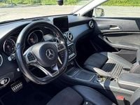 Usata Mercedes CLA200 Premium 136 CV (100 kW) 2017 Bianco Coupé