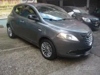 Usata Lancia Ypsilon Gold 69 CV (50 kW) 2013 Grigio Utilitaria